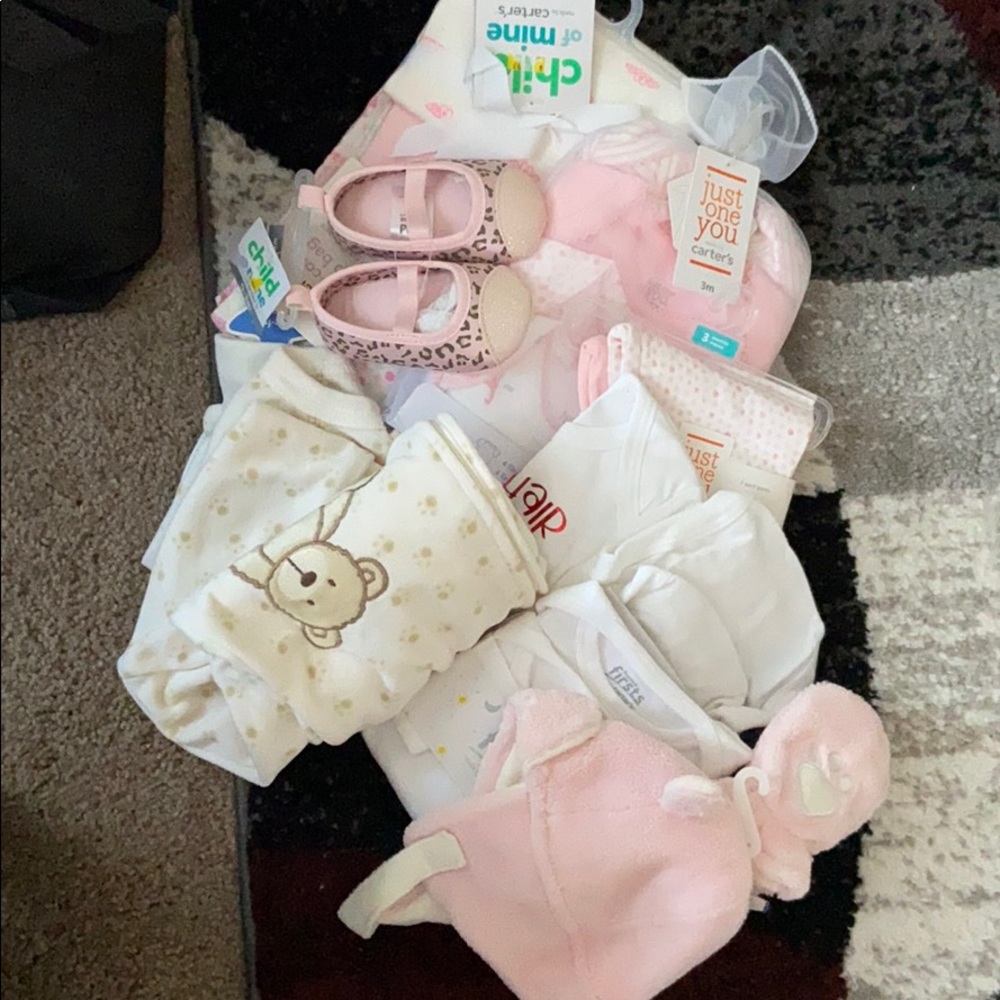 Baby girl 0-3 month all new